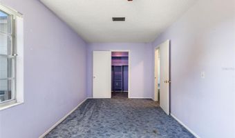 221 DOROTHY St, Auburndale, FL 33823