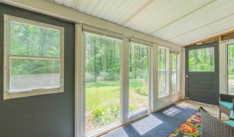 1260 N Lawrence Hollow Dr, Bloomfield, IN 47424