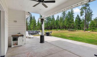 871 W Kenai Ln, Athol, ID 83801