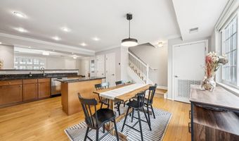 1181 N VAN DORN St, Alexandria, VA 22304