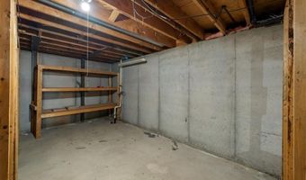 15629 Klamm St, Basehor, KS 66007