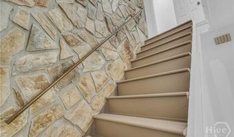 145 Rustwood Dr, Athens, GA 30606