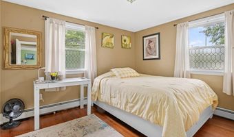 860 Centerville Rd, Warwick, RI 02886
