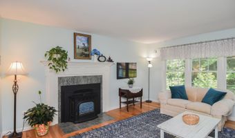 22 Sargent Rd, Brookline, NH 03033