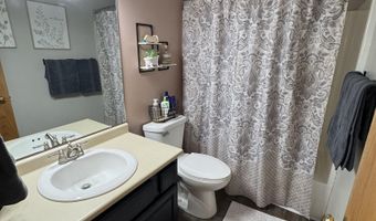 514 Anderson St, Alcester, SD 57001