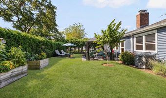115 Beverly Rd, East Providence, RI 02915