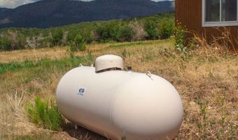 73 Arellano Rd, Amalia, NM 87512