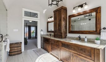 2413 Versailles Dr, Heath, TX 75032