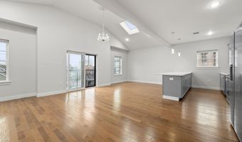 41 E 16TH St 2, Bayonne, NJ 07002