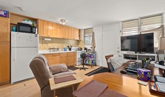 1036 Green St 304, Honolulu, HI 96822