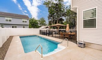 140 Pennant Ave, Beachwood, NJ 08722
