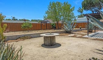 1561 Oak Hill Dr, Escondido, CA 92027