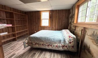 7 Howard Siding Ln, Abbot, ME 04406