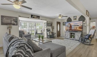 208 Kenneth Dr, Boiling Springs, SC 29316
