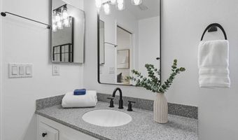 2202 Greenbrier Dr, Oceanside, CA 92054