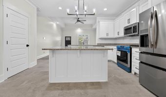 88 Pierce Rd, Albertville, AL 35951