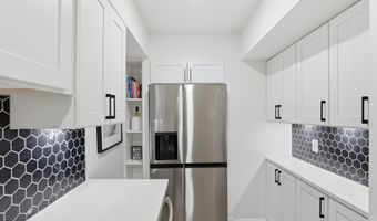 302 FORBES St D, Annapolis, MD 21401