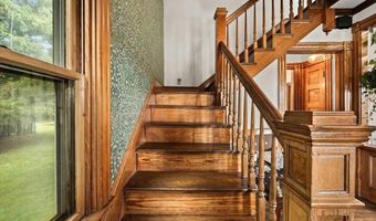 544 Main St, Acushnet, MA 02743