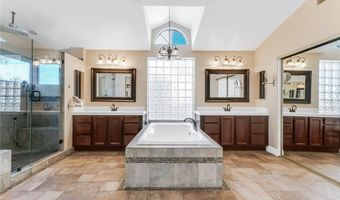 7 Crown Valley Dr, Henderson, NV 89074