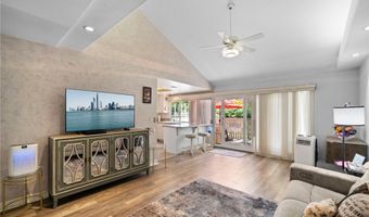 6220 E Palo Alto Dr, Anaheim, CA 92807