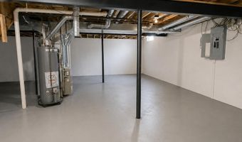 4953 S Ridgeside Cir, Ann Arbor, MI 48105
