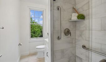 2410 20TH St NW 208, Washington, DC 20009
