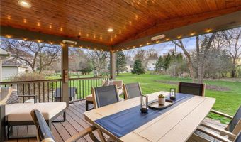 601 24th St NW, Austin, MN 55912