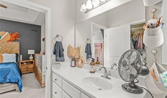 724 Sherwood Rd, Asheboro, NC 27205