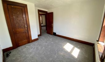 987 Whittier Ave, Akron, OH 44320