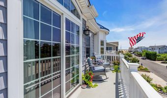 21 W Magnolia Ave, Beach Haven, NJ 08008