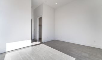 10904 Vista Altura Ave, Las Vegas, NV 89135