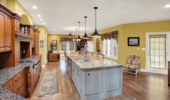 5695 N London Rd, Fairland, IN 46126