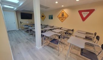 304 Federal Rd Ste 116, Brookfield, CT 06804
