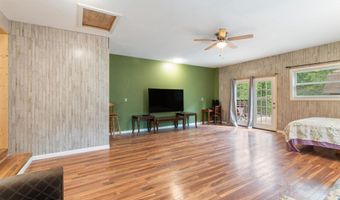 7035 Point View Rd, Benton, AR 72015