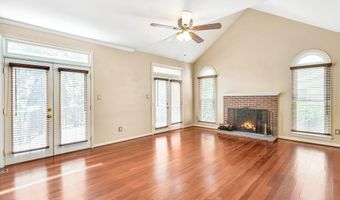 21102 RAINTREE Ct, Ashburn, VA 20147