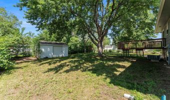 409 S 8th Ave, Brandon, SD 57005