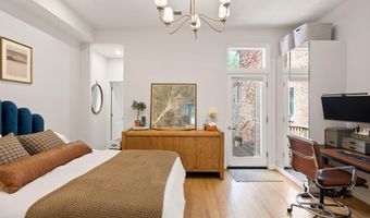 332 11TH St SE, Washington, DC 20003