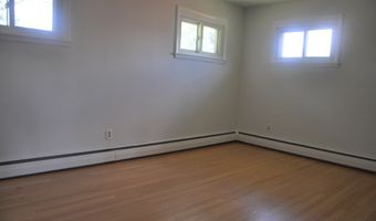 121 Ramsey Pl, Albany, NY 12209