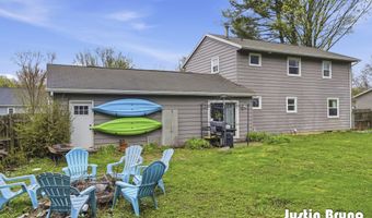 6866 Adaside Dr SE, Ada, MI 49301