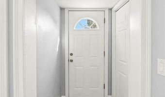 4 Orford St, North Providence, RI 02904