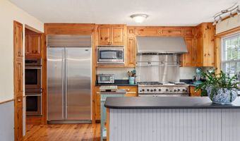 69 Twin View Dr, Carroll, NH 03595