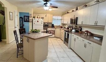 650 SHERWOOD Dr, Altamonte Springs, FL 32701