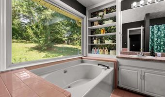 805 PINEDALE Ct, Anniston, AL 36207