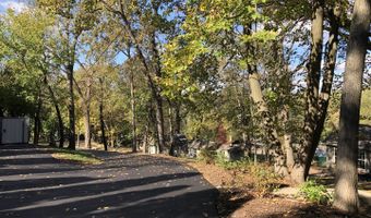 320-380 Highland Ave, Algonquin, IL 60102