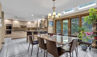 1605 Otter Dr, Toms River, NJ 08755