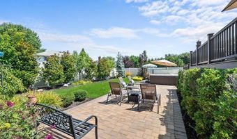 77 Shore Rd, Amityville, NY 11701