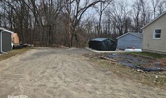 11035 Charles Dr, Argentine, MI 48418