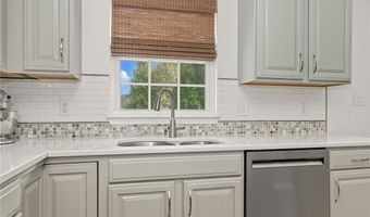 207 Windham Ln, Adams Twp., PA 16046