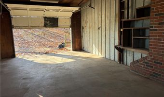 233 Horseshoe Dr, Adams Twp., PA 16046