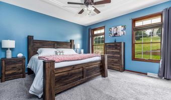 3302 Brook Holw, Asbury, IA 52002